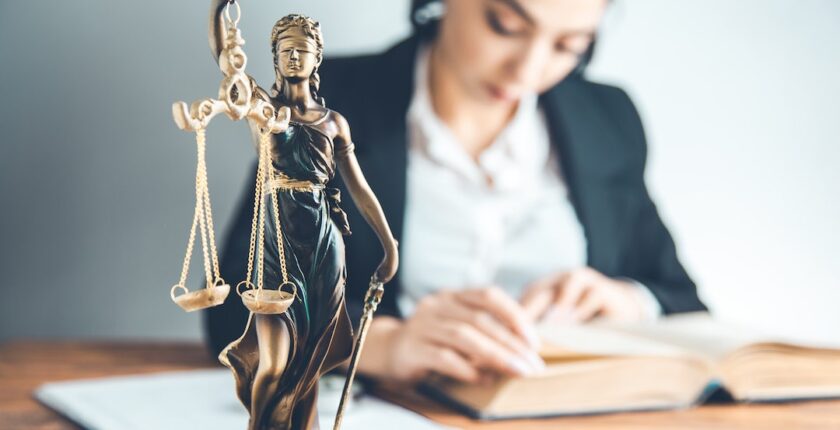 Mon avocat ne veut plus me défendre : quelles sont les obligations des avocats ?